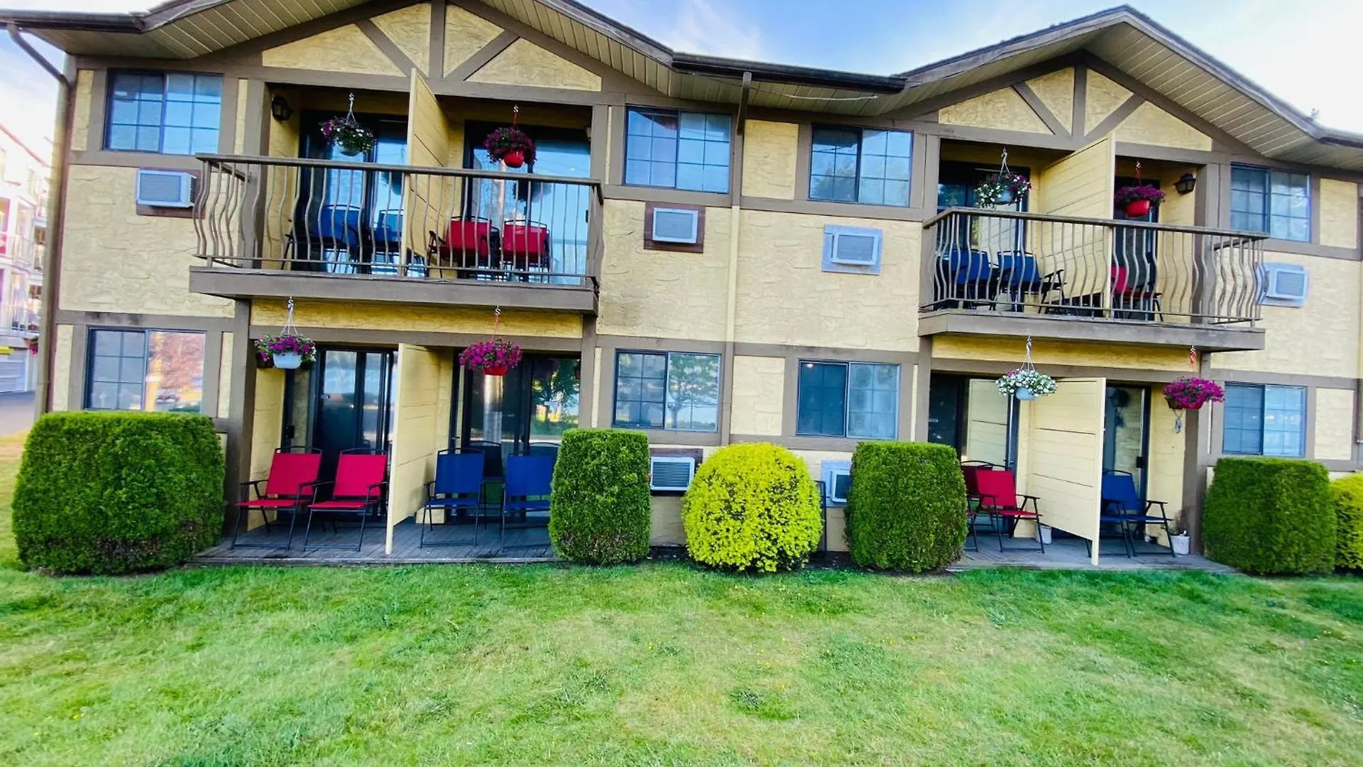 Wessex Inn By The Sea Cowichan Bay