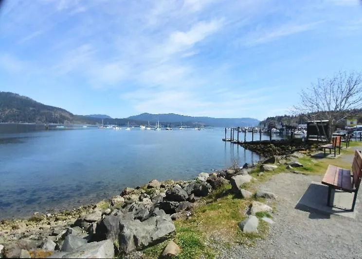 **  Wessex Inn By The Sea Cowichan Bay Canada